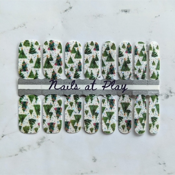 5 for $15 Nail Wraps- Balsam Sparkle - Picture 2 of 3